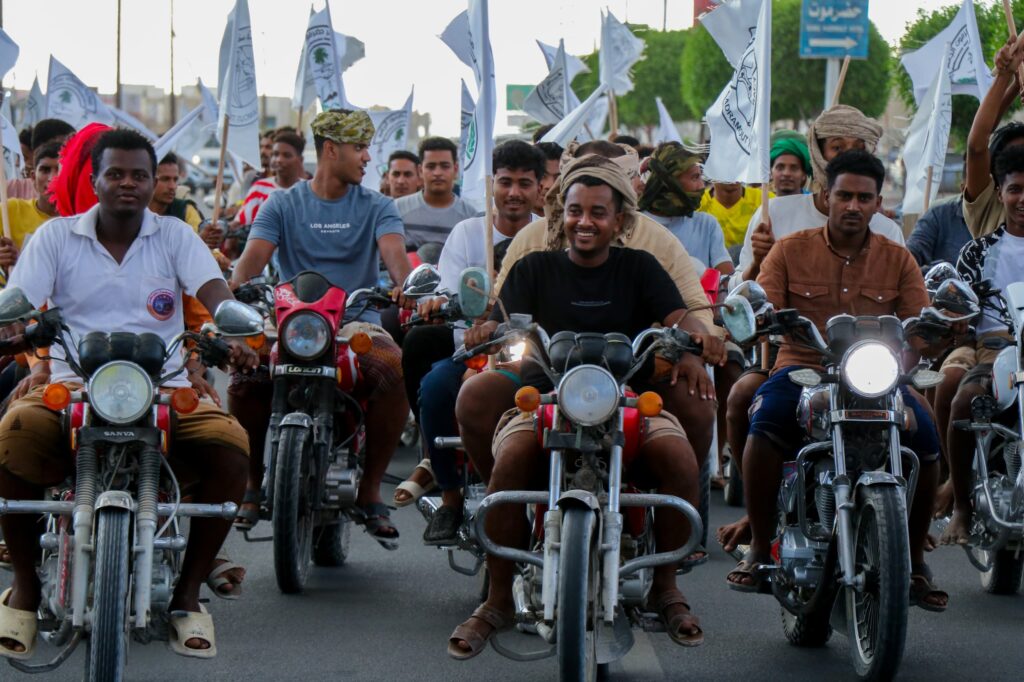 شاهد صورا لمسيرة الدراجات النارية التي جابت شوارع مدينة الشحر بساحل حضرموت شاهد صورا لمسيرة الدراجات النارية التي جابت شوارع مدينة الشحر بساحل حضرموت