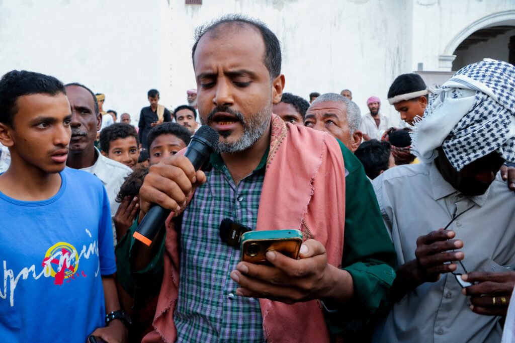 شاهد صورا لمسيرة الدراجات النارية التي جابت شوارع مدينة الشحر بساحل حضرموت شاهد صورا لمسيرة الدراجات النارية التي جابت شوارع مدينة الشحر بساحل حضرموت