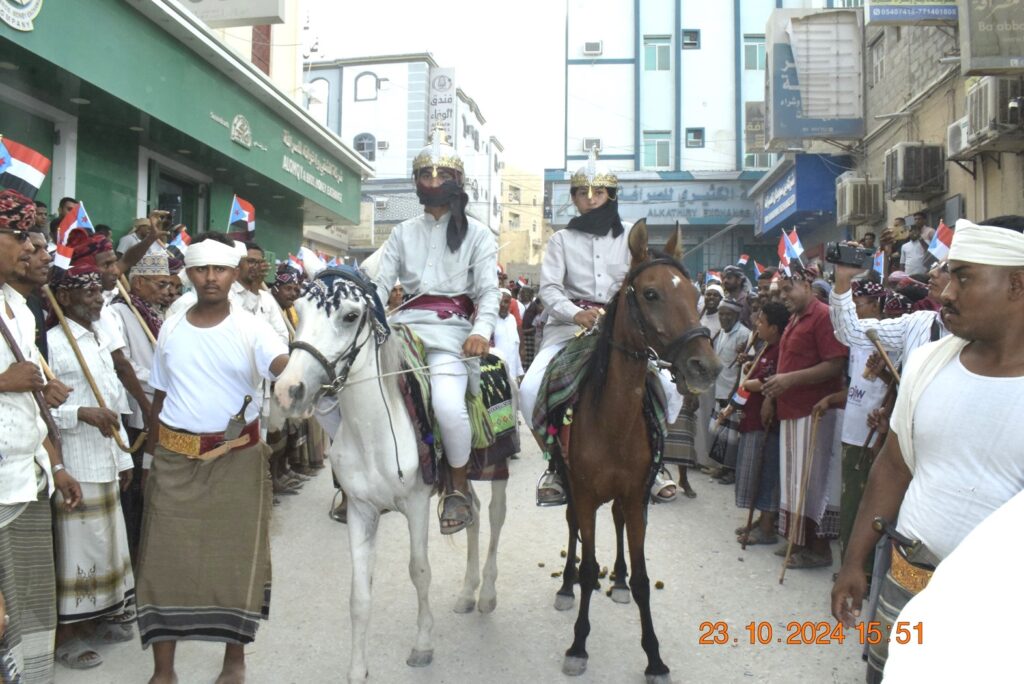 اختتام فعاليات الاحتفاء بحولية الامام الحبشي بالذكرى الثالثة عشر بعد المائة لوفاته بسيئون "شاهد الصور" اختتام فعاليات الاحتفاء بحولية الامام الحبشي بالذكرى الثالثة عشر بعد المائة لوفاته بسيئون "شاهد الصور"