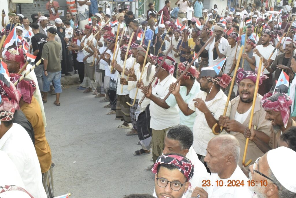 اختتام فعاليات الاحتفاء بحولية الامام الحبشي بالذكرى الثالثة عشر بعد المائة لوفاته بسيئون "شاهد الصور" اختتام فعاليات الاحتفاء بحولية الامام الحبشي بالذكرى الثالثة عشر بعد المائة لوفاته بسيئون "شاهد الصور"