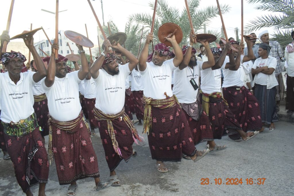 اختتام فعاليات الاحتفاء بحولية الامام الحبشي بالذكرى الثالثة عشر بعد المائة لوفاته بسيئون "شاهد الصور" اختتام فعاليات الاحتفاء بحولية الامام الحبشي بالذكرى الثالثة عشر بعد المائة لوفاته بسيئون "شاهد الصور"