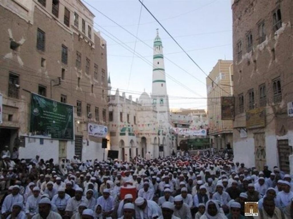 اختتام فعاليات الاحتفاء بحولية الامام الحبشي بالذكرى الثالثة عشر بعد المائة لوفاته بسيئون "شاهد الصور" اختتام فعاليات الاحتفاء بحولية الامام الحبشي بالذكرى الثالثة عشر بعد المائة لوفاته بسيئون "شاهد الصور"