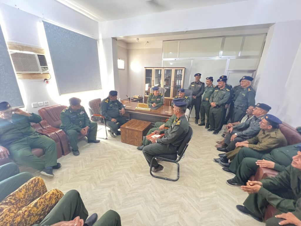 وكيل وزارة الداخلية يطلع على سير العمل في القطاعات الأمنية بشبوة وكيل وزارة الداخلية يطلع على سير العمل في القطاعات الأمنية بشبوة