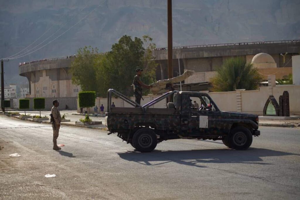 الوحدات الأمنية والعسكرية بوادي حضرموت تنجح في تأمينها نهائي كأس حضرموت بمنشأة الملعب الأولمبي بمدينة سيئون الوحدات الأمنية والعسكرية بوادي حضرموت تنجح في تأمينها نهائي كأس حضرموت بمنشأة الملعب الأولمبي بمدينة سيئون