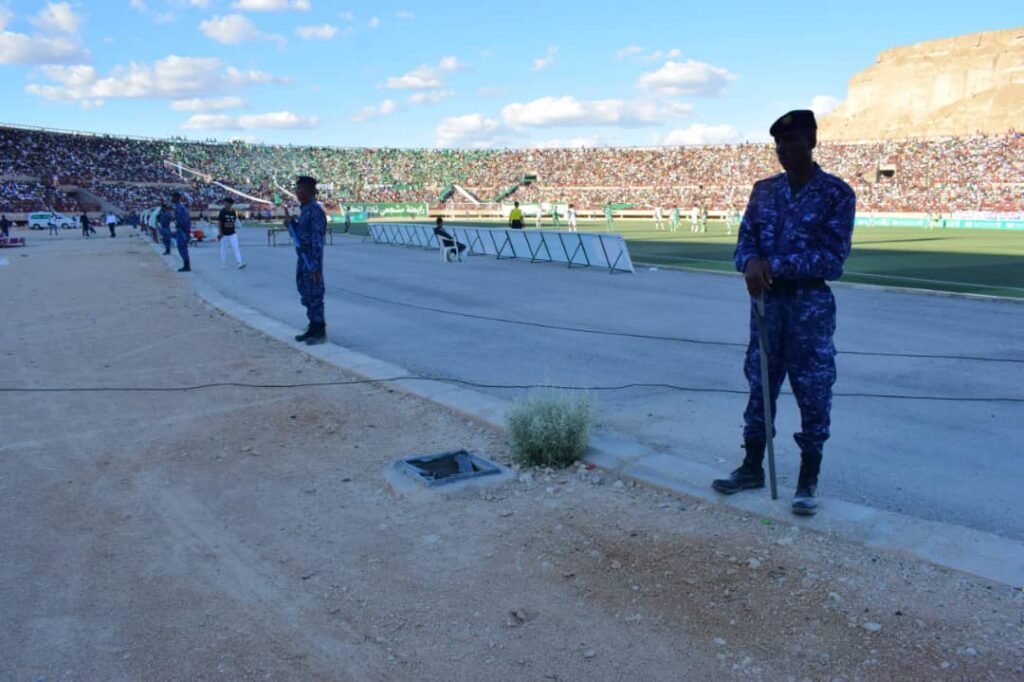 الوحدات الأمنية والعسكرية بوادي حضرموت تنجح في تأمينها نهائي كأس حضرموت بمنشأة الملعب الأولمبي بمدينة سيئون الوحدات الأمنية والعسكرية بوادي حضرموت تنجح في تأمينها نهائي كأس حضرموت بمنشأة الملعب الأولمبي بمدينة سيئون