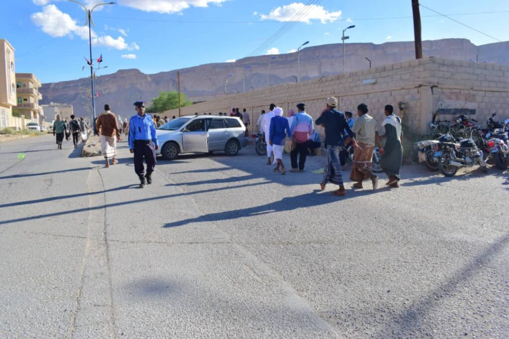 الوحدات الأمنية والعسكرية بوادي حضرموت تنجح في تأمينها نهائي كأس حضرموت بمنشأة الملعب الأولمبي بمدينة سيئون الوحدات الأمنية والعسكرية بوادي حضرموت تنجح في تأمينها نهائي كأس حضرموت بمنشأة الملعب الأولمبي بمدينة سيئون