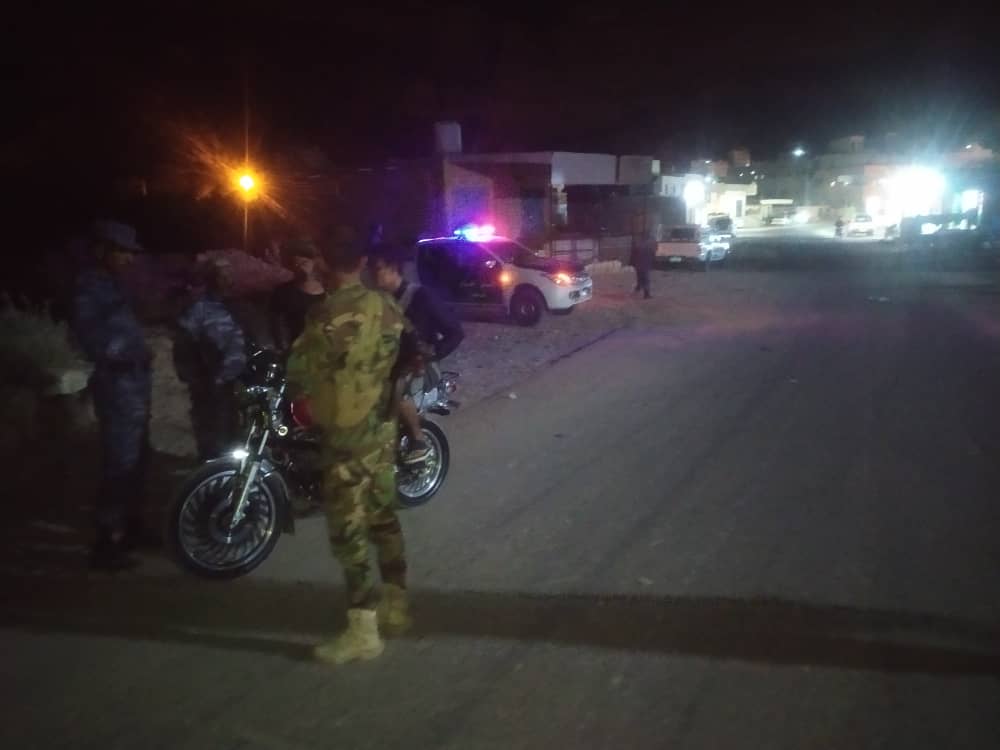 النقيب العوبثاني يتفقد سير الانتشار الأمني في الخطوط العامة بدوعن النقيب العوبثاني يتفقد سير الانتشار الأمني في الخطوط العامة بدوعن