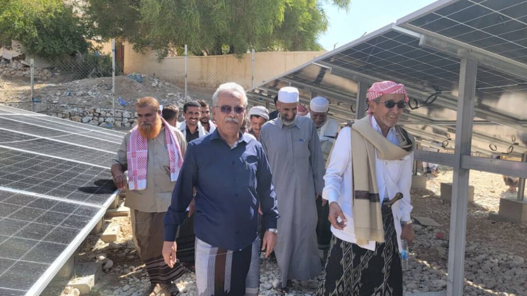 تدشين مشروع تركيب منظومة طاقة شمسية متكاملة لبئر مياه الشرب بمنطقة ضري بوادي دوعن تدشين مشروع تركيب منظومة طاقة شمسية متكاملة لبئر مياه الشرب بمنطقة ضري بوادي دوعن