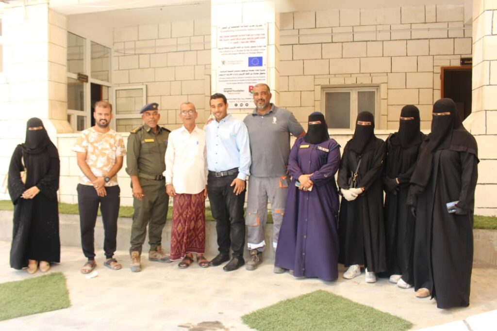 العميد المنهالي يفتتح مركز شرطة الديس بعد تأهيله من قبل مشروع تعزيز السلامة المجتمعية في اليمن العميد المنهالي يفتتح مركز شرطة الديس بعد تأهيله من قبل مشروع تعزيز السلامة المجتمعية في اليمن