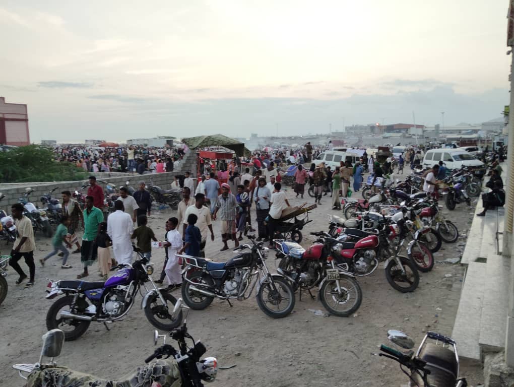 سوق الحراج في شرج بإسالم في مدينة المكلا "نكهة خاصة من التاريخ الحضرمي لازالت تحافظ عليه حضرموت" ملف مصور سوق الحراج في شرج بإسالم في مدينة المكلا "نكهة خاصة من التاريخ الحضرمي لازالت تحافظ عليه حضرموت" ملف مصور