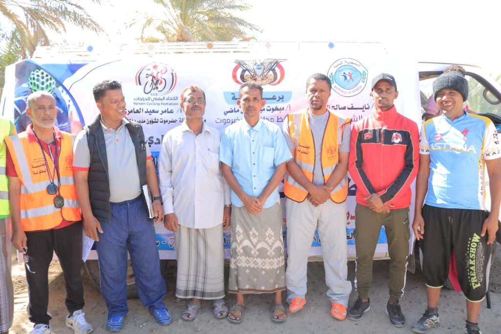 البرق بطل للبطولة التنشيطية للدراجات لفئتي الشباب والكبار البرق بطل للبطولة التنشيطية للدراجات لفئتي الشباب والكبار