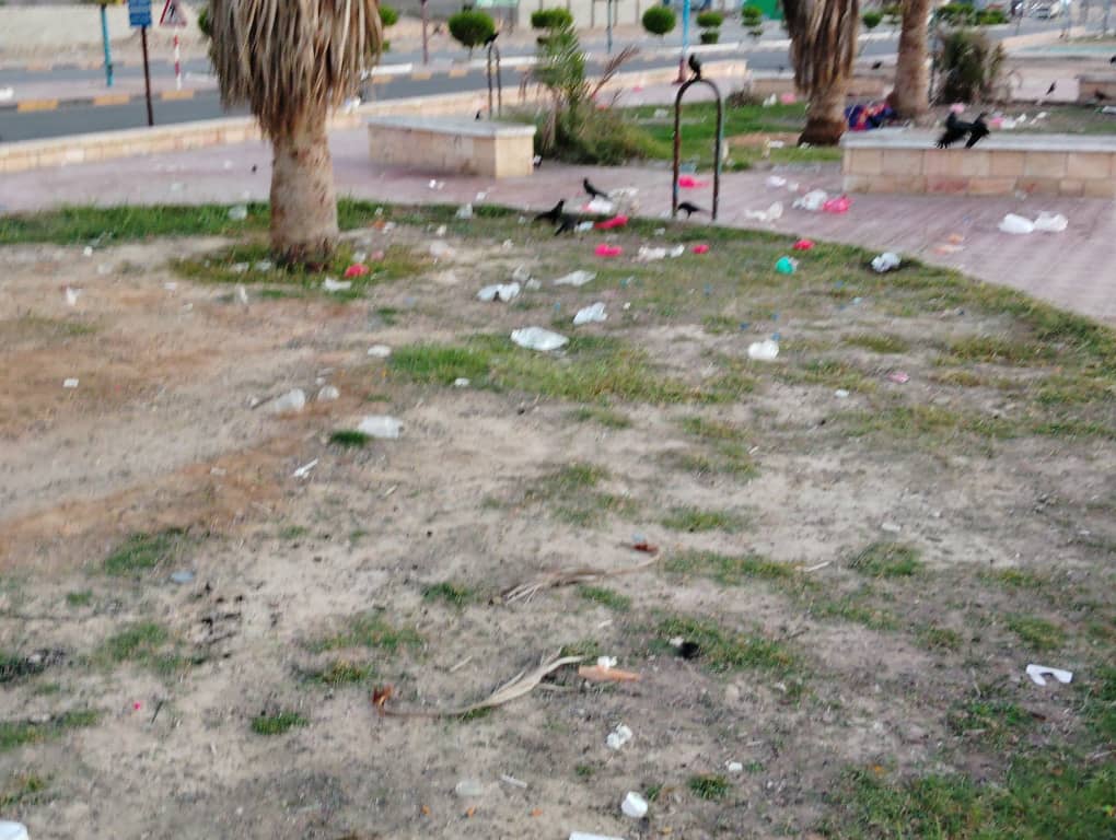 عبر موقع تاربة اليوم … الإعلامي اكرم النهدي يطلق حملة شعبية للتنظيف سواحل مدينة المكلا وضواحيها عبر موقع تاربة اليوم … الإعلامي اكرم النهدي يطلق حملة شعبية للتنظيف سواحل مدينة المكلا وضواحيها