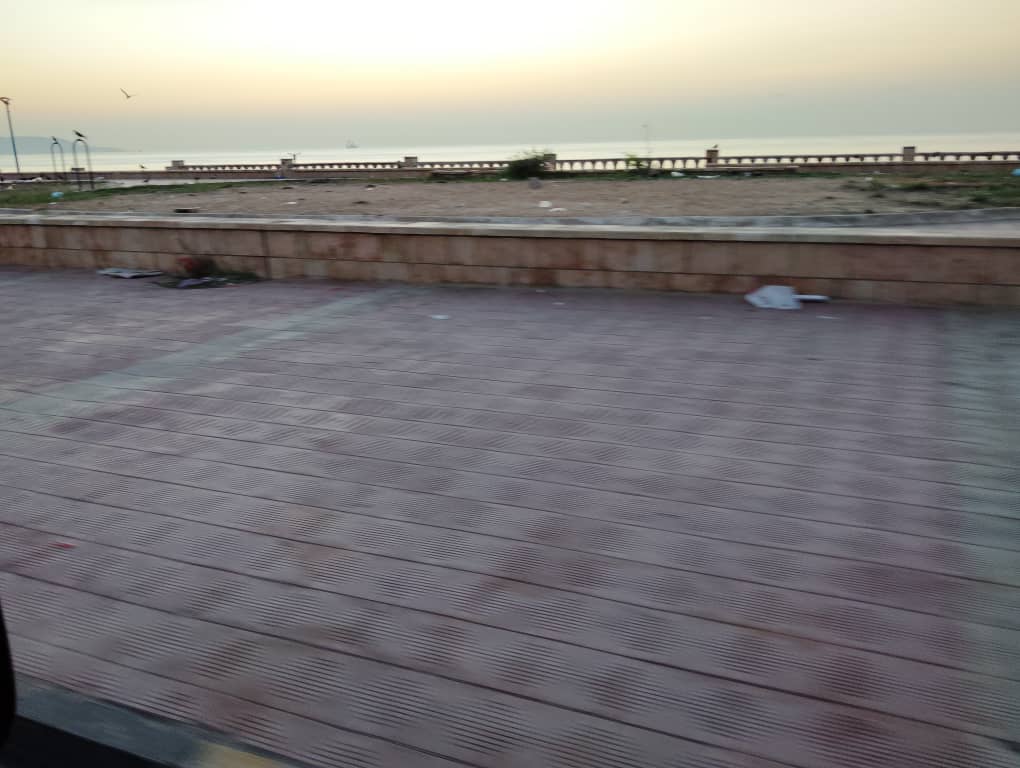 عبر موقع تاربة اليوم … الإعلامي اكرم النهدي يطلق حملة شعبية للتنظيف سواحل مدينة المكلا وضواحيها عبر موقع تاربة اليوم … الإعلامي اكرم النهدي يطلق حملة شعبية للتنظيف سواحل مدينة المكلا وضواحيها