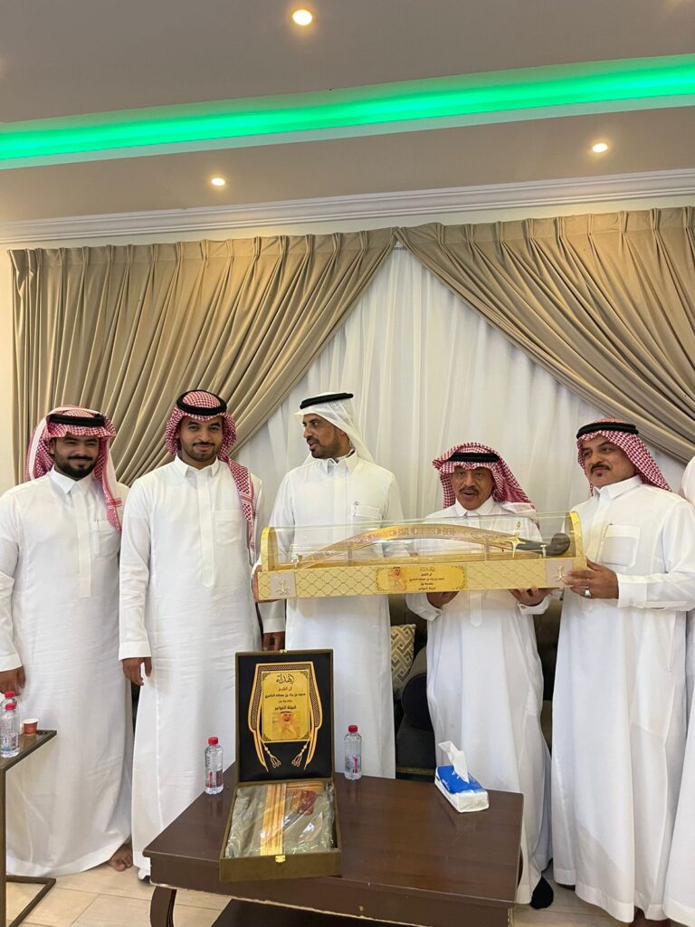 الشيخ سعيد البرك بن عساله في ضيافة قبائل العوامر بمدينة جده الشيخ سعيد البرك بن عساله في ضيافة قبائل العوامر بمدينة جده