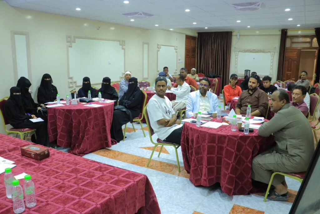 انتقالي سيئون ينظم حلقة نقاشية بعنوان "توحيد السياسة الإعلامية بحضرموت" انتقالي سيئون ينظم حلقة نقاشية بعنوان "توحيد السياسة الإعلامية بحضرموت"