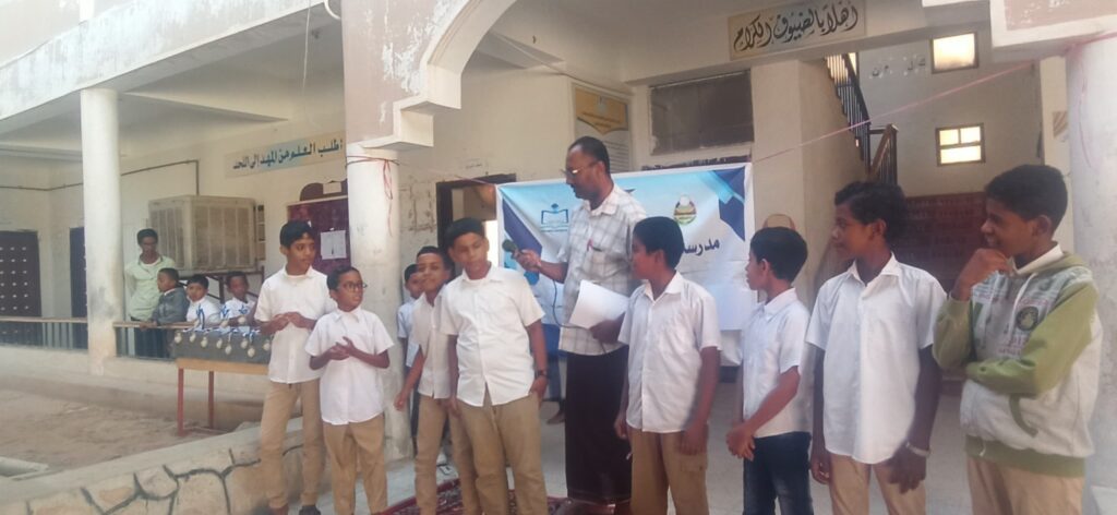 مدرسة تاربة بنين تحتضن فعالية الجلسة الادبية الثقافية بمناسبة يوم الطفل العالمي مدرسة تاربة بنين تحتضن فعالية الجلسة الادبية الثقافية بمناسبة يوم الطفل العالمي