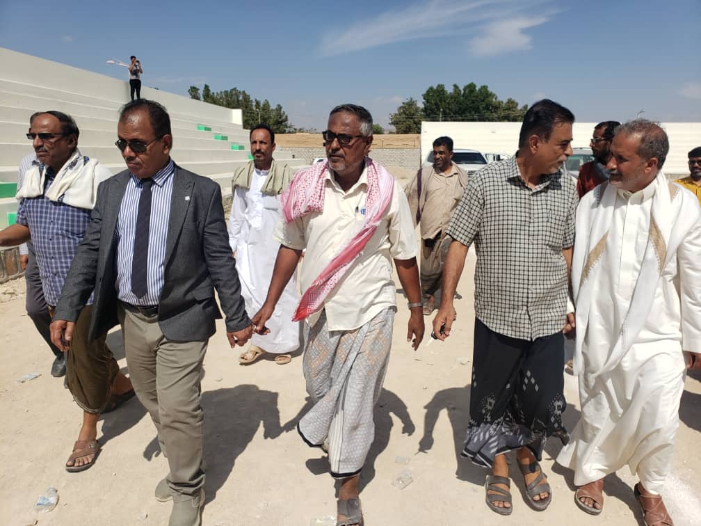الوكيل العامري يتفقد الاعمال بعدد من المشاريع بمديرية القطن الوكيل العامري يتفقد الاعمال بعدد من المشاريع بمديرية القطن