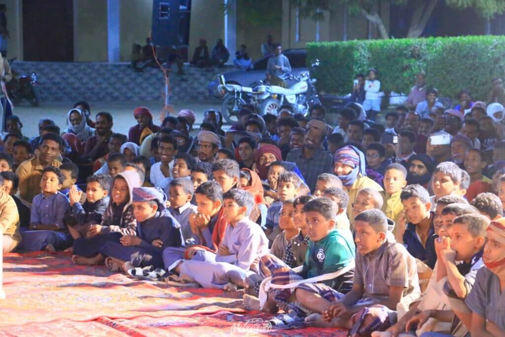 بحضور الوكيل السعيدي وجمهور غفير .. فقرات ومسابقات رائعة وجوائز قيّمة منها تأشيرة عمرة.اللجنه الشبابية بمنطقة العقاد تقيم الملتقى الدعوي الأول لتكريم 15 حافظ وحافظة لكتاب الله وعدد 2 مجاز "شاهد الصور". بحضور الوكيل السعيدي وجمهور غفير .. فقرات ومسابقات رائعة وجوائز قيّمة منها تأشيرة عمرة.اللجنه الشبابية بمنطقة العقاد تقيم الملتقى الدعوي الأول لتكريم 15 حافظ وحافظة لكتاب الله وعدد 2 مجاز "شاهد الصور".