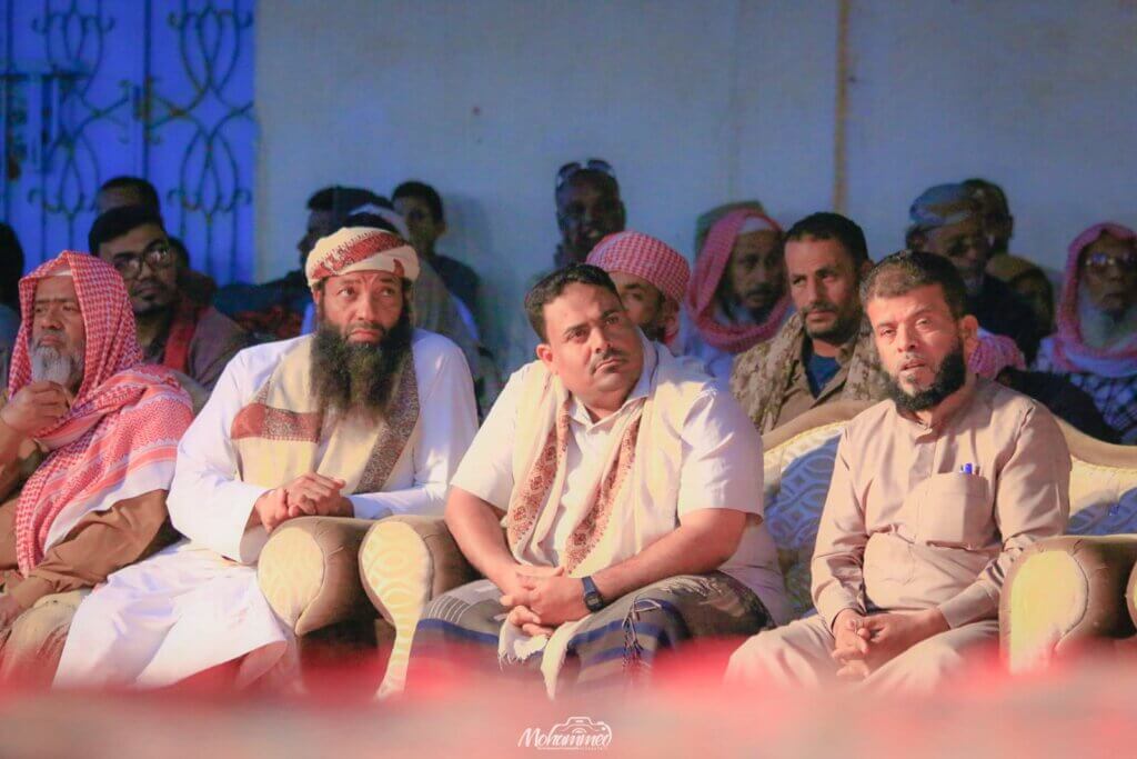 بحضور الوكيل السعيدي وجمهور غفير .. فقرات ومسابقات رائعة وجوائز قيّمة منها تأشيرة عمرة.اللجنه الشبابية بمنطقة العقاد تقيم الملتقى الدعوي الأول لتكريم 15 حافظ وحافظة لكتاب الله وعدد 2 مجاز "شاهد الصور". بحضور الوكيل السعيدي وجمهور غفير .. فقرات ومسابقات رائعة وجوائز قيّمة منها تأشيرة عمرة.اللجنه الشبابية بمنطقة العقاد تقيم الملتقى الدعوي الأول لتكريم 15 حافظ وحافظة لكتاب الله وعدد 2 مجاز "شاهد الصور".