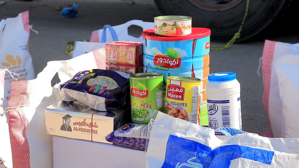 بالصور .. قوة الدعم والإسناد بسيئون تدشن سلال غذائية للأسر المحتاجة بالصور .. قوة الدعم والإسناد بسيئون تدشن سلال غذائية للأسر المحتاجة