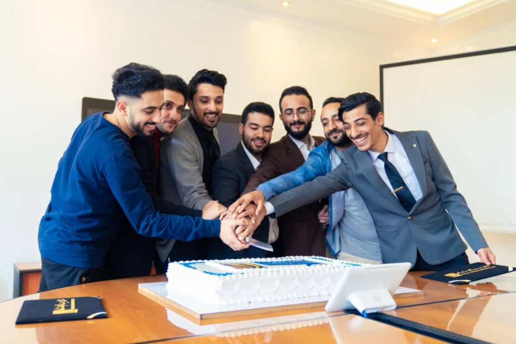 مجموعة هائل سعيد أنعم وشركاه و"ساب" تدعمان تمكين الشباب الموهوبين في اليمن ومصر من اكتساب المهارات الرقمية المتقدمة مجموعة هائل سعيد أنعم وشركاه و"ساب" تدعمان تمكين الشباب الموهوبين في اليمن ومصر من اكتساب المهارات الرقمية المتقدمة