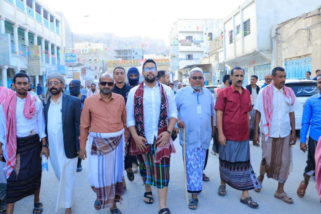 فريق التواصل وتعزيز الوعي السياسي يشارك أبناء القطن مطلعهم السنوي فريق التواصل وتعزيز الوعي السياسي يشارك أبناء القطن مطلعهم السنوي