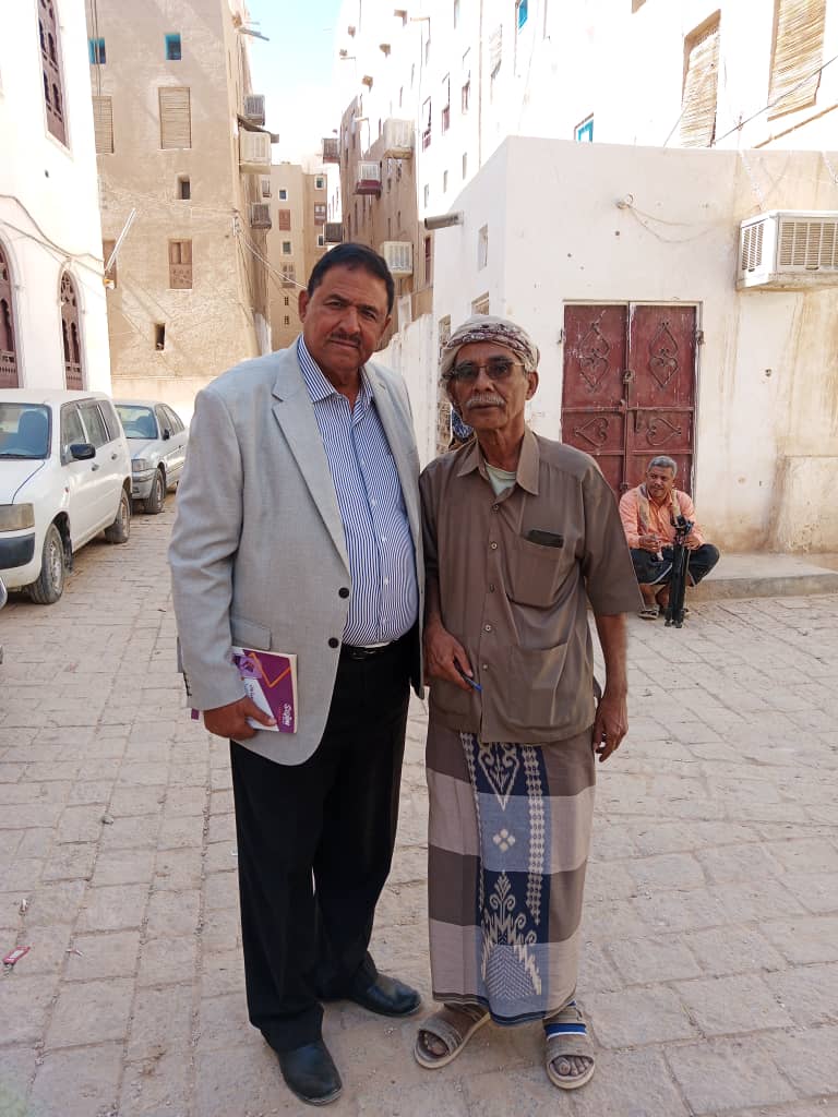 فريق التواصل والوعي السياسي للمجلس الانتقالي الجنوبي ينهي زيارته للهيئة التنفيذية بمديرية شبام "شاهد الصور" فريق التواصل والوعي السياسي للمجلس الانتقالي الجنوبي ينهي زيارته للهيئة التنفيذية بمديرية شبام "شاهد الصور"