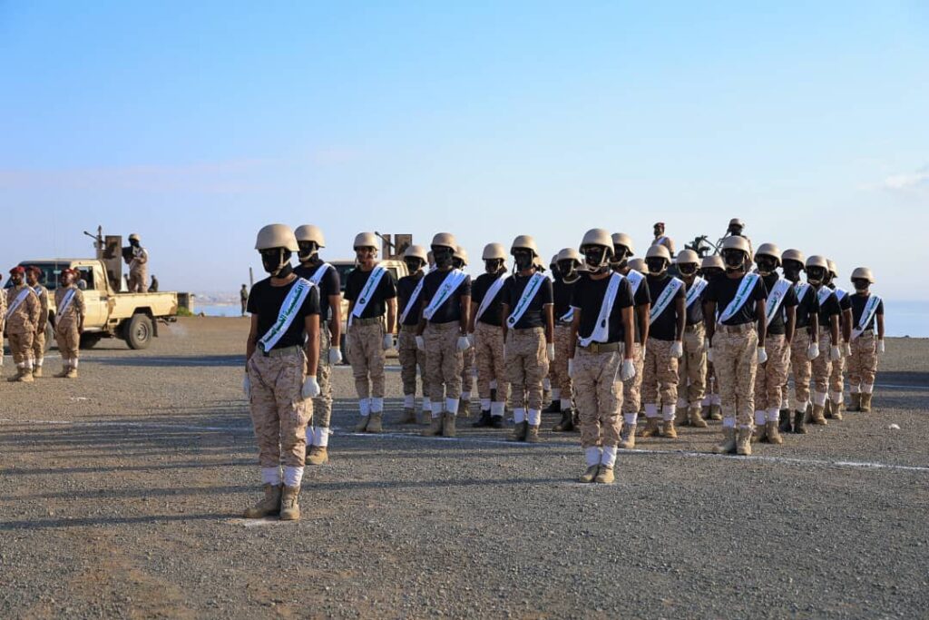 قائد المنطقة العسكرية الثانية يدشن المرحلة الأولى من العام التدريبي الجديد ٢٠٢٥م بمعسكر الكتيبة الخاصة في المكلا "صور" قائد المنطقة العسكرية الثانية يدشن المرحلة الأولى من العام التدريبي الجديد ٢٠٢٥م بمعسكر الكتيبة الخاصة في المكلا "صور"