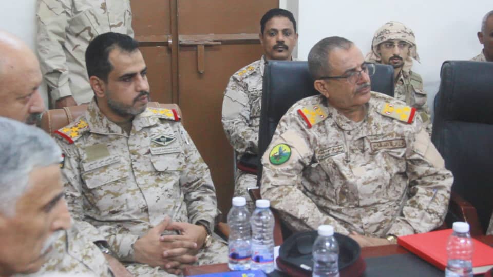 لجنة الاستلام والتسليم بالمنطقة العسكرية الاولى تباشر أعمالها بحضور القادة الخلف والسلف … شاهد الصور لجنة الاستلام والتسليم بالمنطقة العسكرية الاولى تباشر أعمالها بحضور القادة الخلف والسلف … شاهد الصور