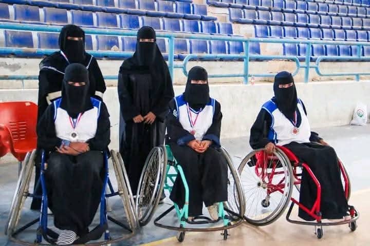 إعاقة حركية في مواجهة عواصف المكلا: قصة نساء ذوات الإعاقة بين الصراع والمناخ : النساء ذوات الإعاقة في اليمن ومعركة البقاء إعاقة حركية في مواجهة عواصف المكلا: قصة نساء ذوات الإعاقة بين الصراع والمناخ : النساء ذوات الإعاقة في اليمن ومعركة البقاء