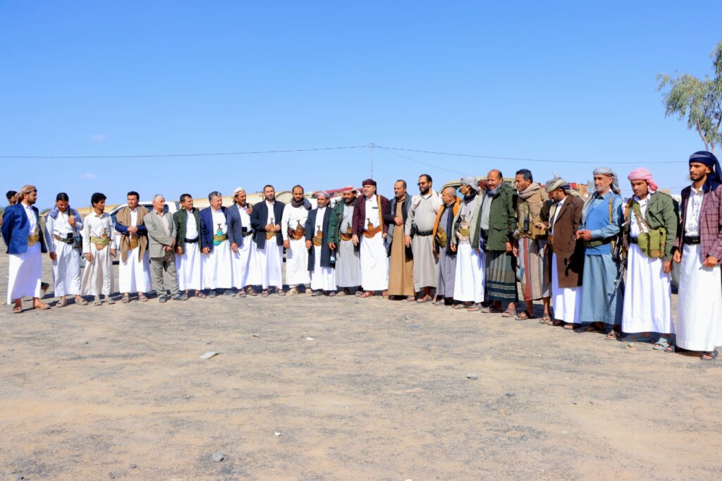 مأرب: تدشين مشروع "دفء الشتاء" لدعم أبطال الجيش في الجبهات مأرب: تدشين مشروع "دفء الشتاء" لدعم أبطال الجيش في الجبهات