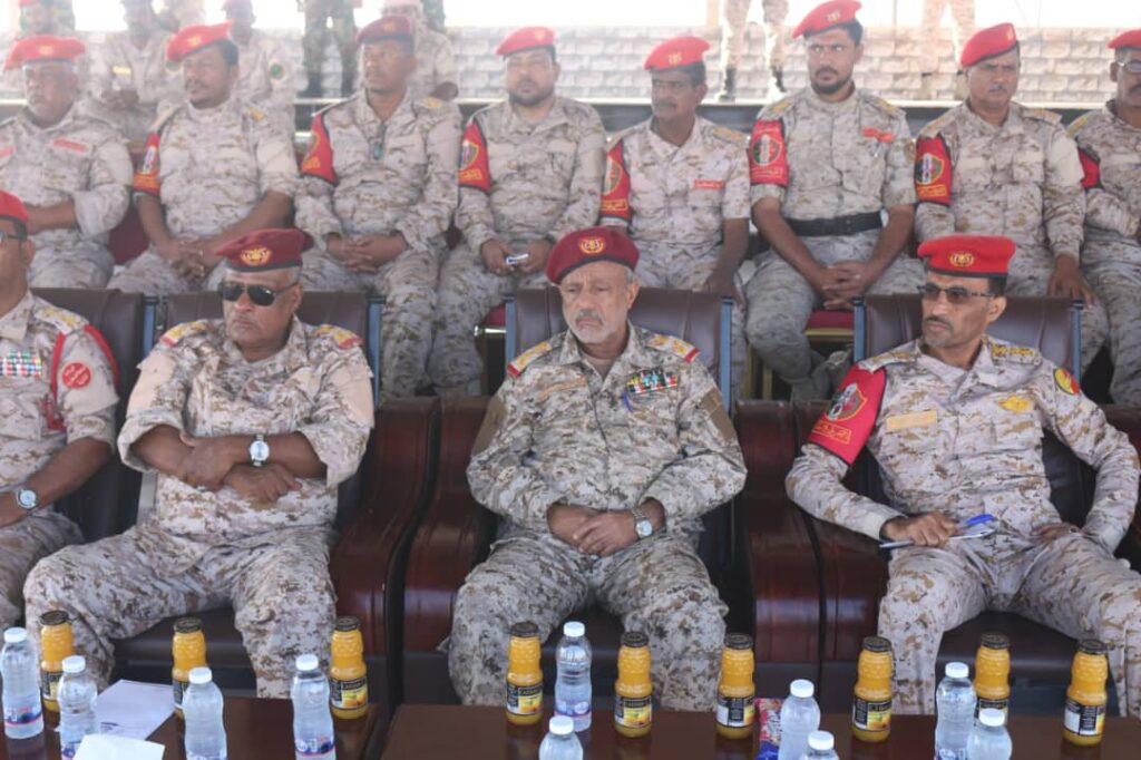 رئيس عمليات المنطقة العسكرية الثانية يدشن المرحلة الأولى من العام التدريبي الجديد ٢٠٢٥م بالشرطة العسكرية فرع حضرموت في المكلا رئيس عمليات المنطقة العسكرية الثانية يدشن المرحلة الأولى من العام التدريبي الجديد ٢٠٢٥م بالشرطة العسكرية فرع حضرموت في المكلا