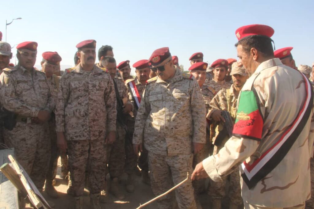 بالصور قائد المنطقة العسكرية الاولى اللواء الركن صالح الجعيملاني يدشن المرحلة الاولى من العام التدريبي والقتالي والاعداد المعنوي 2025م في اللواء 37 مدرع . بالصور قائد المنطقة العسكرية الاولى اللواء الركن صالح الجعيملاني يدشن المرحلة الاولى من العام التدريبي والقتالي والاعداد المعنوي 2025م في اللواء 37 مدرع .