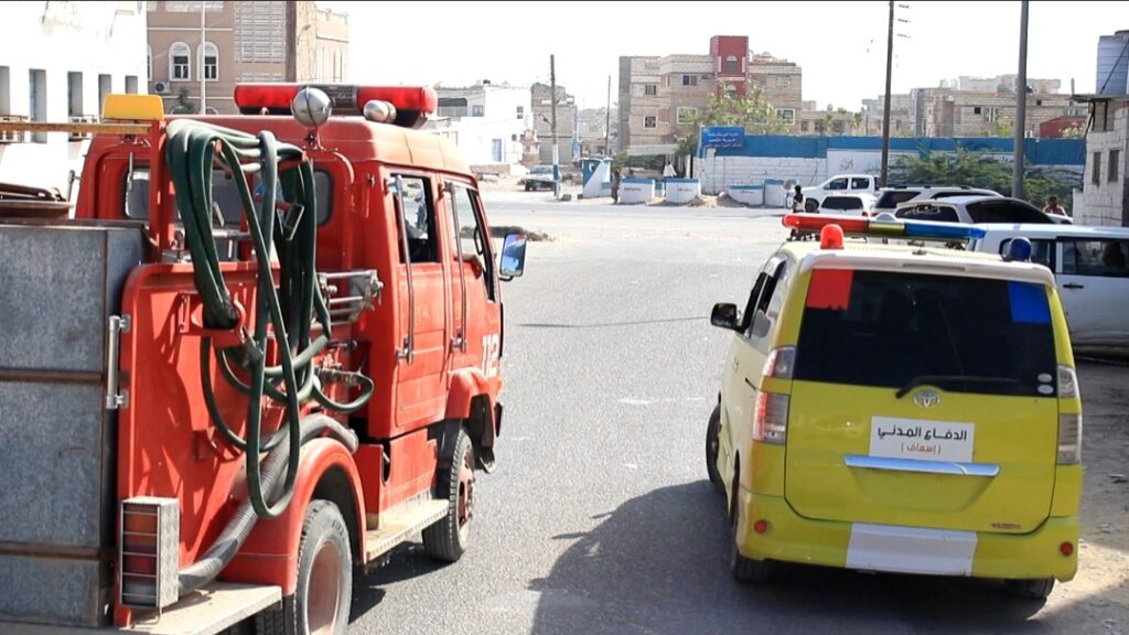 شاهد بالصور .. الحملة التفتيشية المشتركه لضبط المركبات المحولة للعمل بوقود الغاز المسال بطرق عشوائية في مدينة الشحر بساحل حضرموت شاهد بالصور .. الحملة التفتيشية المشتركه لضبط المركبات المحولة للعمل بوقود الغاز المسال بطرق عشوائية في مدينة الشحر بساحل حضرموت