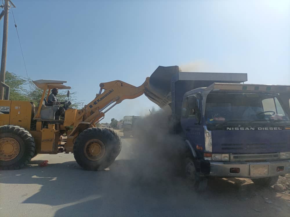 حضرموت : بدء حملة تنظيف المخلفات من عدد من المواقع في مهينم قصيعر حضرموت : بدء حملة تنظيف المخلفات من عدد من المواقع في مهينم قصيعر