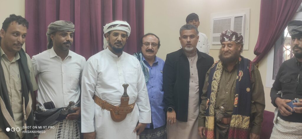 مقدم شمل قبائل يافع بني مالك وال هرهرة بحضرموت يستقبل القيادي في المجلس الانتقالي الجنوبي السفير قاسم عسكر جبران والوفد المرافق له مقدم شمل قبائل يافع بني مالك وال هرهرة بحضرموت يستقبل القيادي في المجلس الانتقالي الجنوبي السفير قاسم عسكر جبران والوفد المرافق له