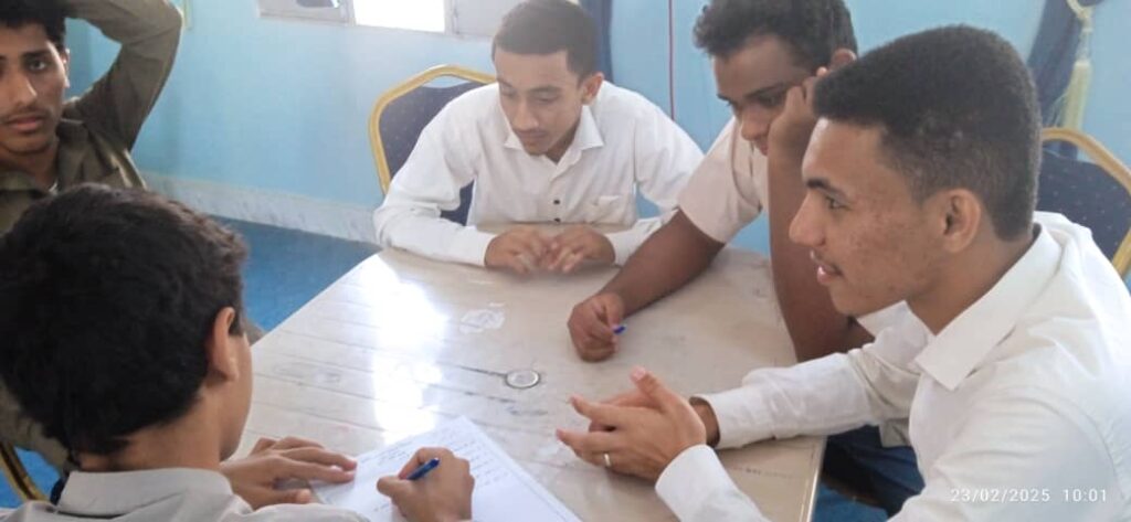 ثانوية النهضة العلمية تحقّق المركز الأول في القسم العلمي وثانوية الغرفة تحقق المركز الأول في القسم الأدبي وثانوية دار المصطفى الاهلية تحقق المركز الثاني في القسم العلمي وكذا القسم الأدبي في المسابقة المنهجية لثانويات مديرية سيئون ثانوية النهضة العلمية تحقّق المركز الأول في القسم العلمي وثانوية الغرفة تحقق المركز الأول في القسم الأدبي وثانوية دار المصطفى الاهلية تحقق المركز الثاني في القسم العلمي وكذا القسم الأدبي في المسابقة المنهجية لثانويات مديرية سيئون