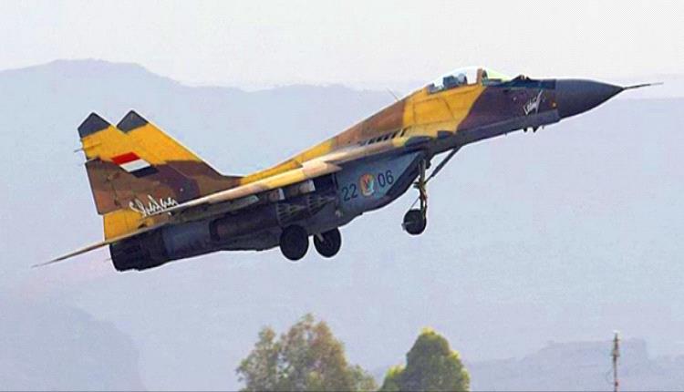 طائرة حربية من صنعاء حلقت فوق مناطق الشرعية طائرة حربية من صنعاء حلقت فوق مناطق الشرعية