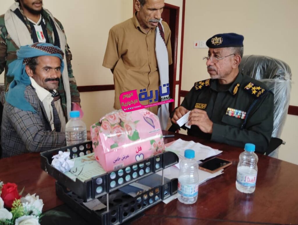 عقب افتتاح المبنى الجديد .. عدسة كاميرا تاربه اليوم الاخباري تزور إدارة الهجرة و الجوازات فرع ساحل حضرموت "شاهد الصور" عقب افتتاح المبنى الجديد .. عدسة كاميرا تاربه اليوم الاخباري تزور إدارة الهجرة و الجوازات فرع ساحل حضرموت "شاهد الصور"