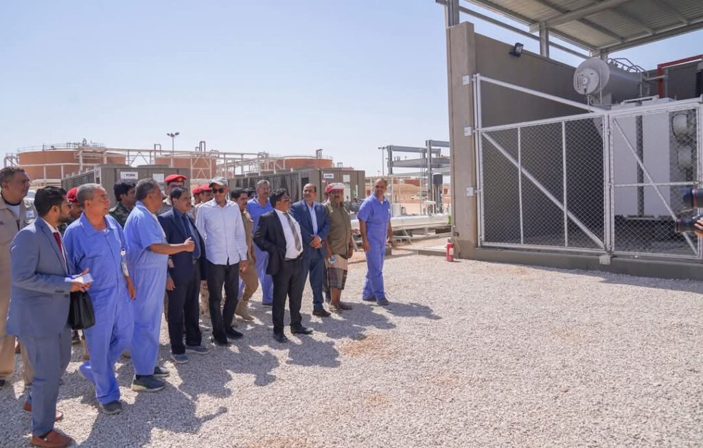 البحسني يزور شركة بترومسيلة ويطلع على عملية التشغيل المبدئي لوحدة تكرير زيت الوقود الثقيل بمواصفات عالية البحسني يزور شركة بترومسيلة ويطلع على عملية التشغيل المبدئي لوحدة تكرير زيت الوقود الثقيل بمواصفات عالية