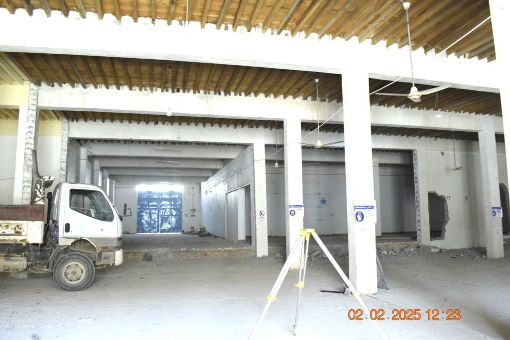 الوكيل العامري يطلع على سير العمل في إعادة تأهيل مخازن اللقاحات بمكتب وزارة الصحة بالوادي والصحراء الوكيل العامري يطلع على سير العمل في إعادة تأهيل مخازن اللقاحات بمكتب وزارة الصحة بالوادي والصحراء