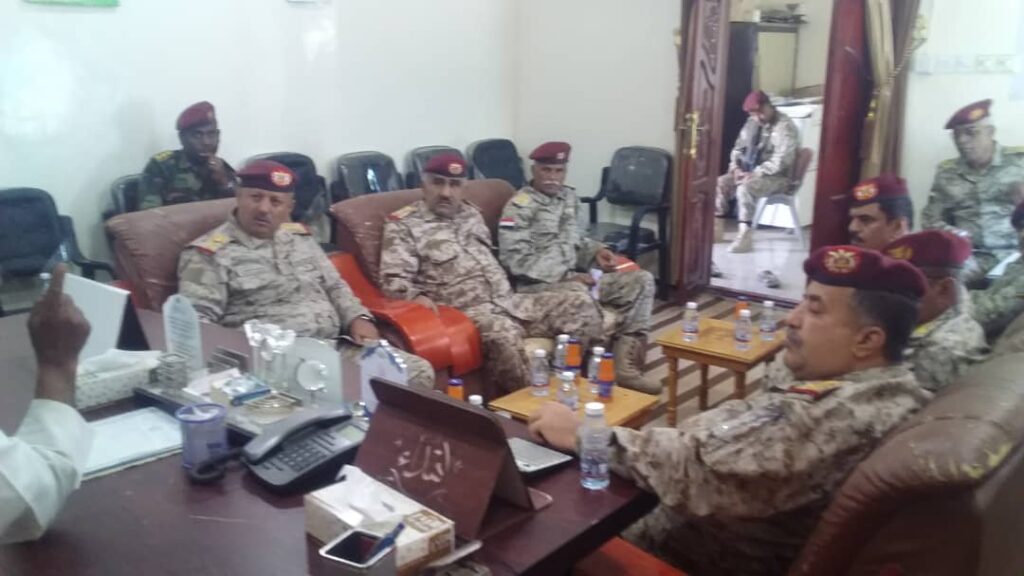 مدير عام مديرية رماه يستقبل قائد المنطقة العسكرية الاولى مدير عام مديرية رماه يستقبل قائد المنطقة العسكرية الاولى