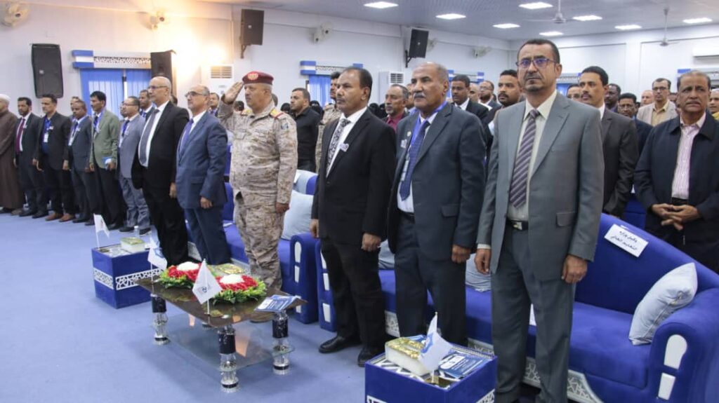الوكيل العامري يدشن فعاليات المؤتمر العلمي الدولي الأول بجامعة سيئون الوكيل العامري يدشن فعاليات المؤتمر العلمي الدولي الأول بجامعة سيئون