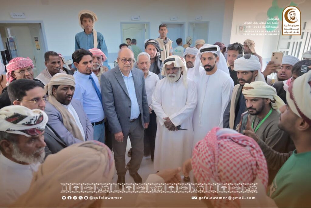 مهرجان الشيخ زايد التراثي بقف العوامر يستقبل وفد من وزارة الزراعة والري "شاهد الصور" مهرجان الشيخ زايد التراثي بقف العوامر يستقبل وفد من وزارة الزراعة والري "شاهد الصور"