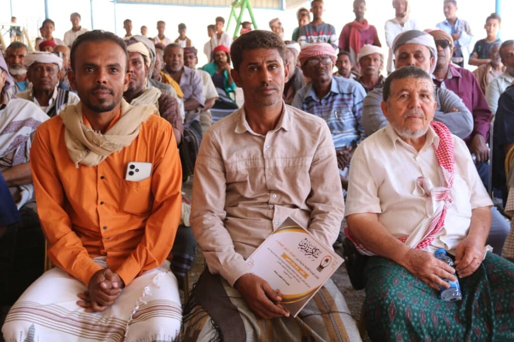 تحت شعار الوفاء لأهل العطاء .. أبناء حجر يكرمون مدير عام مديرية حجر السابق أنور الشادلي "صور" تحت شعار الوفاء لأهل العطاء .. أبناء حجر يكرمون مدير عام مديرية حجر السابق أنور الشادلي "صور"