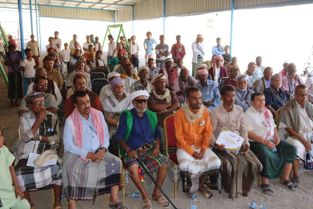 تحت شعار الوفاء لأهل العطاء .. أبناء حجر يكرمون مدير عام مديرية حجر السابق أنور الشادلي "صور" تحت شعار الوفاء لأهل العطاء .. أبناء حجر يكرمون مدير عام مديرية حجر السابق أنور الشادلي "صور"