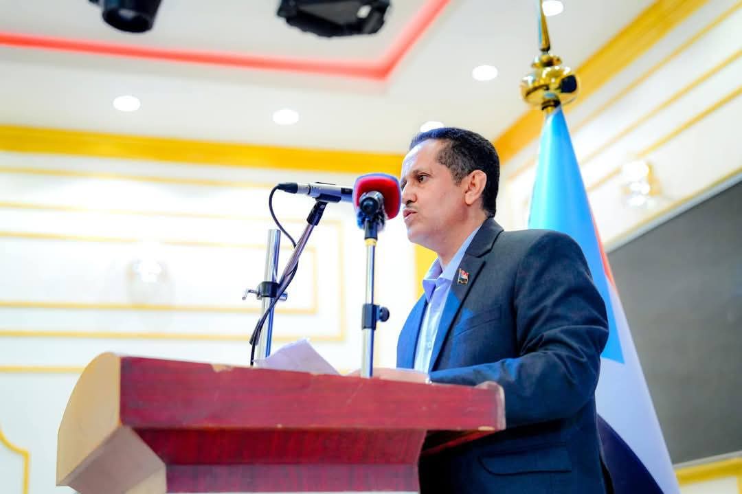 خلال أمسية رمضانية بحضور الرئيس الزبيدي.. الحالمي يؤكد التزام الانتقالي الجنوبي بمواصلة المسيرة الوطنية وتحقيق تطلعات الشعب - خلال أمسية رمضانية بحضور الرئيس الزبيدي.. الحالمي يؤكد التزام الانتقالي الجنوبي بمواصلة المسيرة الوطنية وتحقيق تطلعات الشعب -