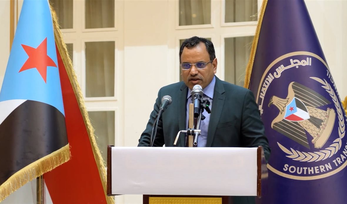 الوزير السقطري: وظفنا مئات الشباب واستعدنا أصول الوزارة في العاصمة عدن الوزير السقطري: وظفنا مئات الشباب واستعدنا أصول الوزارة في العاصمة عدن