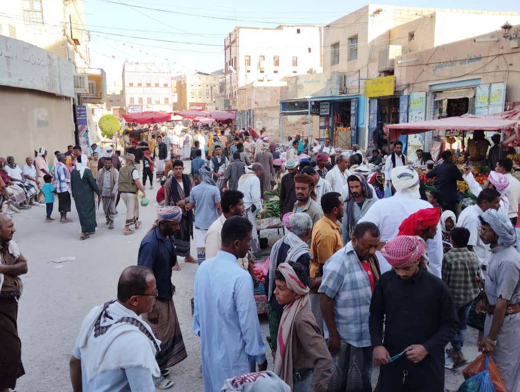 تاربه اليوم الاخباري وللعام التاسع على التوالي ترصد أسواق القطن الرمضانيه في أول ليلة من رمضان "شاهد الصور" تاربه اليوم الاخباري وللعام التاسع على التوالي ترصد أسواق القطن الرمضانيه في أول ليلة من رمضان "شاهد الصور"