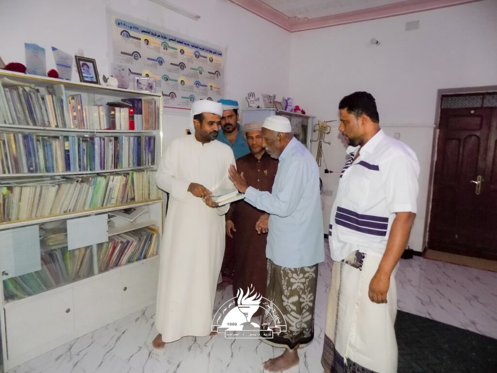 نادي الأحرار بتاربة يعزز الروابط الاجتماعية بزيارة شخصيتين بارزتين نادي الأحرار بتاربة يعزز الروابط الاجتماعية بزيارة شخصيتين بارزتين